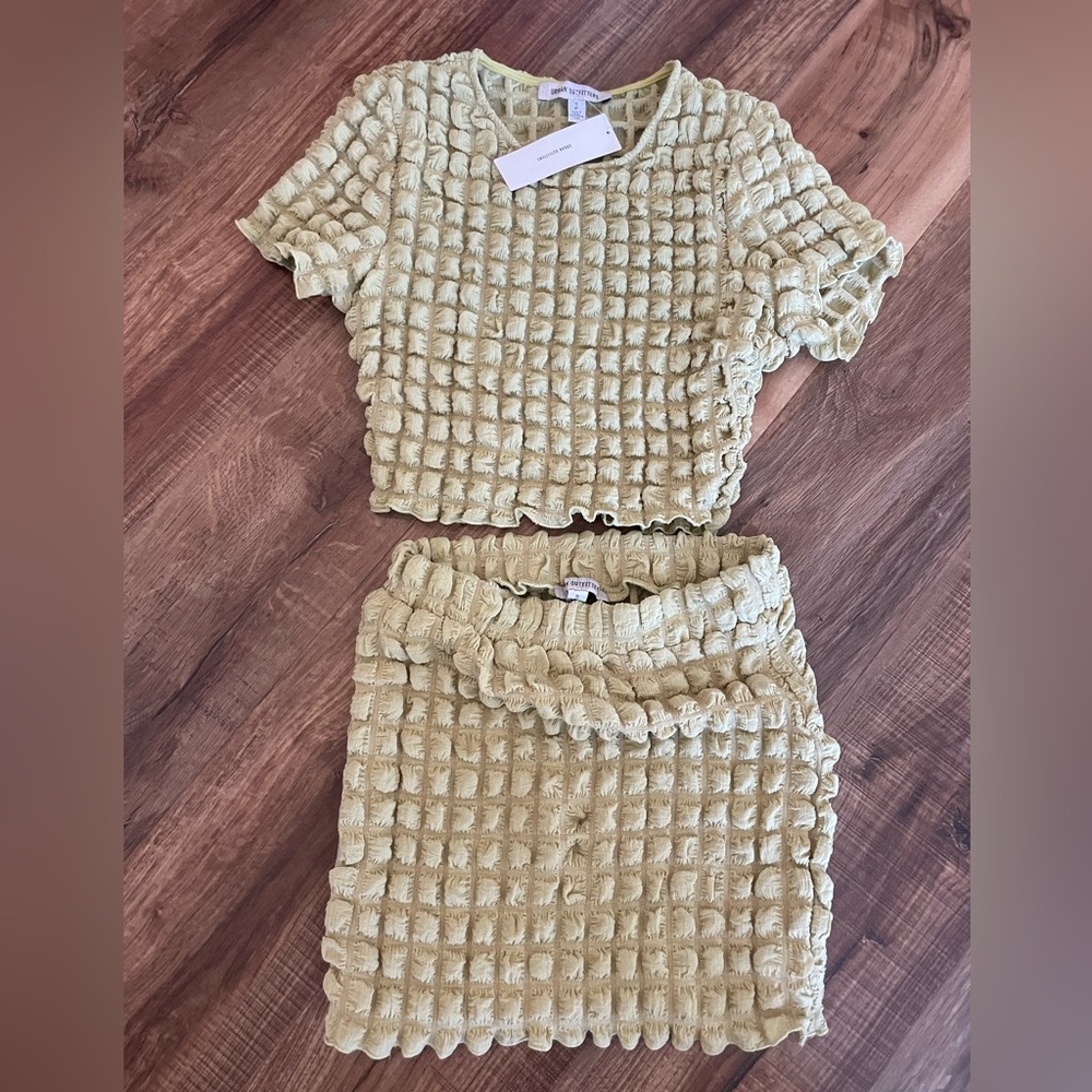 Urban Outfitters cropped tee with mini skirt outfit set. Green, size small.